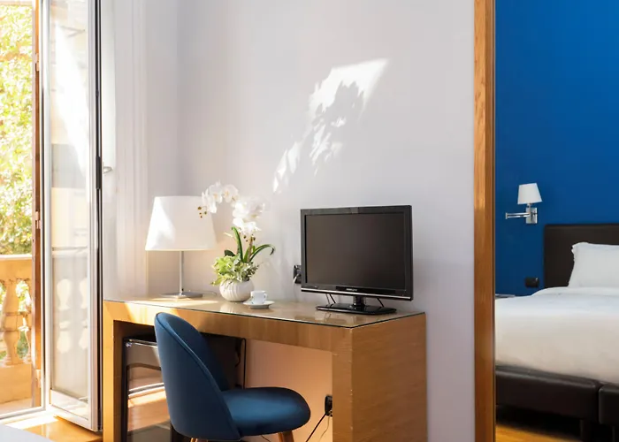 Sky Blue Place Bed and Breakfast 4*